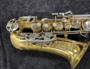 Photo Exc Condition Selmer Bundy II Student Alto Saxophone - Serial # 899249